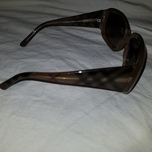 Authentic Burberry Women's sunglasses